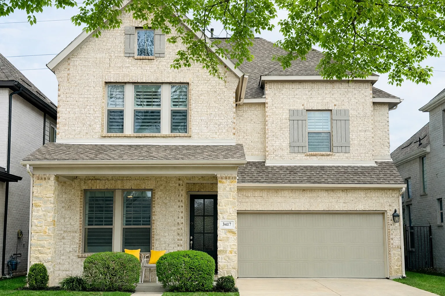 3 bed, 2.5 bath, 2871 sqft, $4,000 — Photo 1