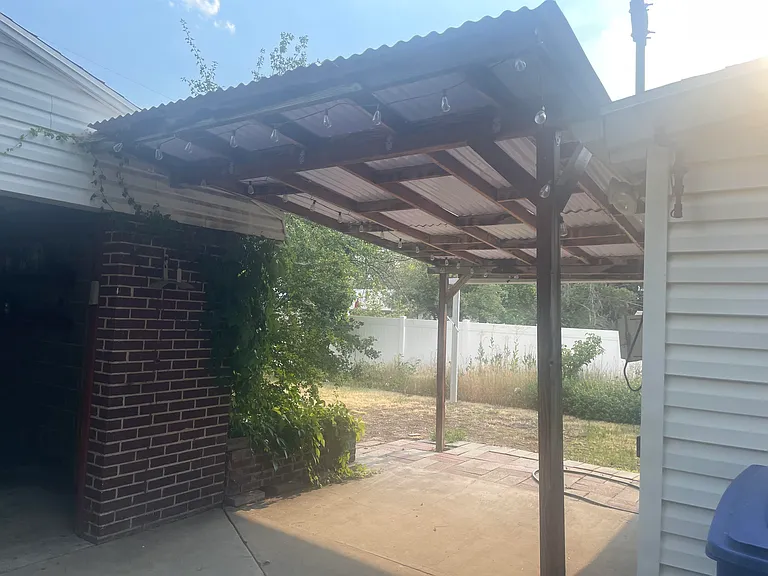 1530 E Gregson Ave — Photo 18