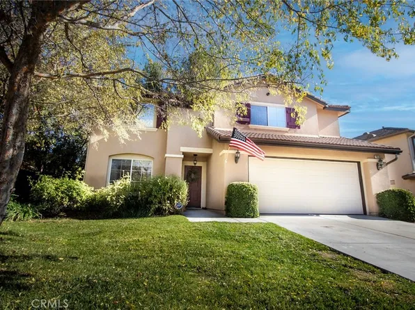 28518 Deer Springs Dr, Saugus, CA 91390