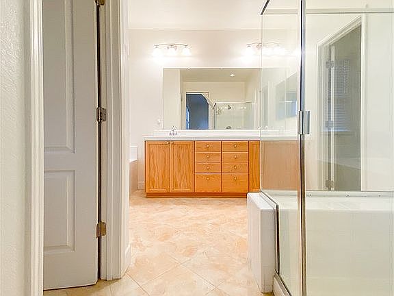 5th image of 2057 De Anza Ln