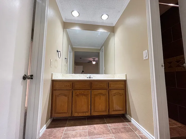 2917 Elsinor Dr — Photo 14