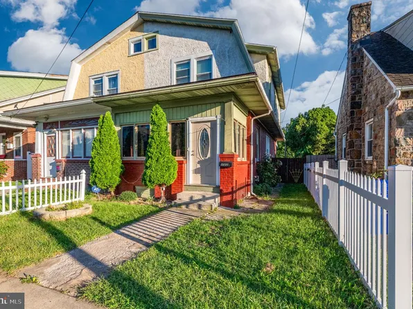 700 Alton Ave, Reading, PA 19605