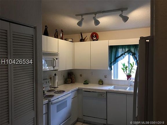 5th image of 9838 NW 129th Ter