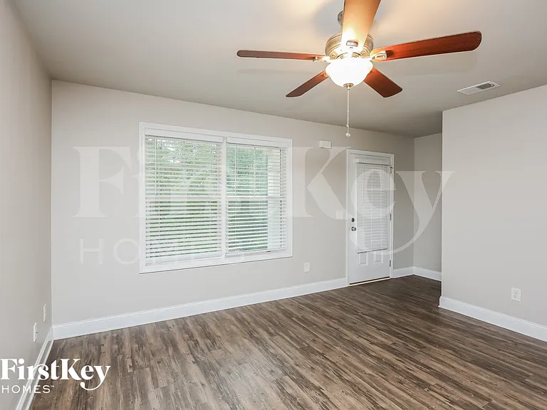 6674 Sawnee Way — Photo 2