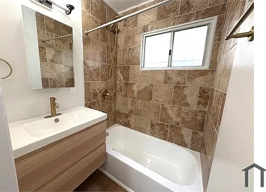 8414 S Figueroa St #9 — Photo 6