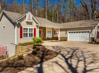 115 Sugar Maple Hts, Laurel Park, NC 28739