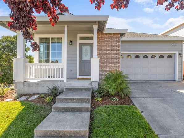 8061 Leno Drive, Windsor, CA 95492