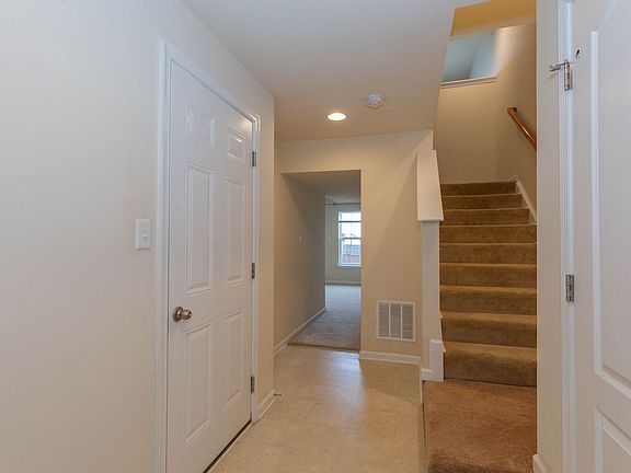 3rd image of 440 Rumbling Rock Rd