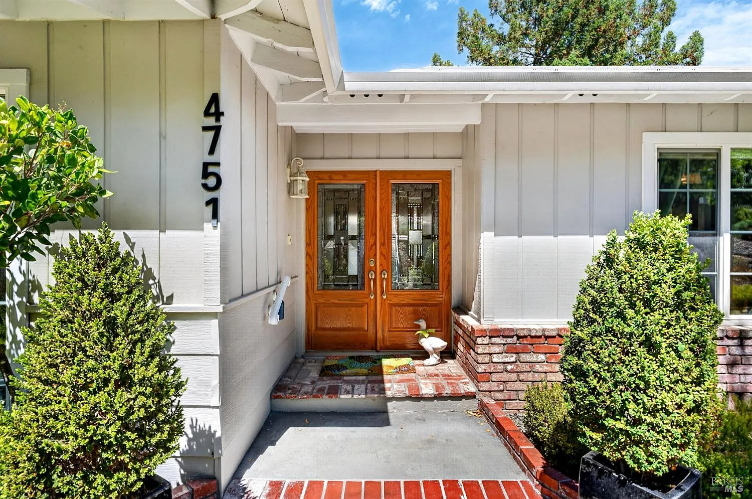 4751 Wildwood Lane - Photo 4