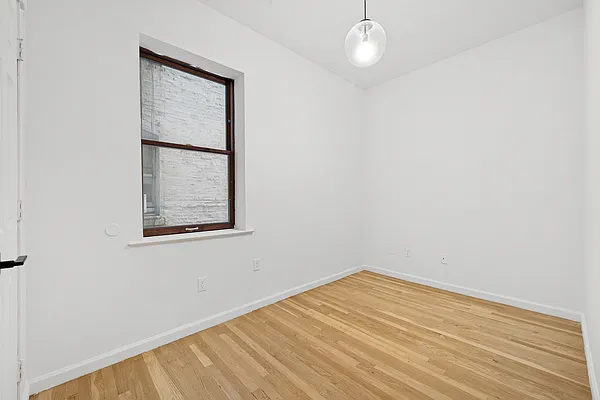 Rented by J PRESTON AND ASSOCIATES INC | media 11