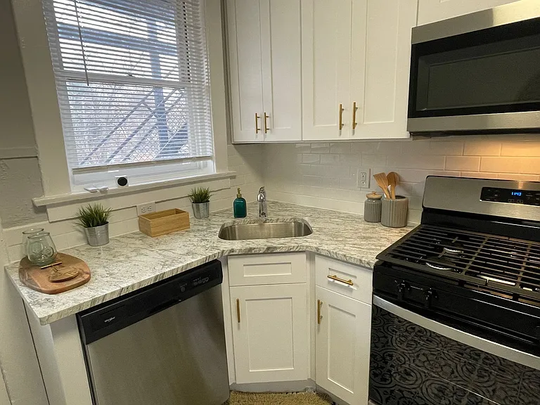 4205 Botanical Ave #3W — Photo 7