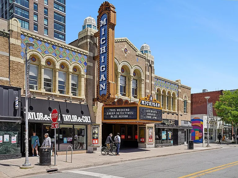 Neighbourhood Theatre