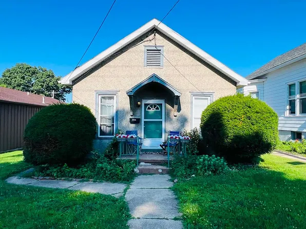 353 Creve Coeur St, La Salle, IL 61301