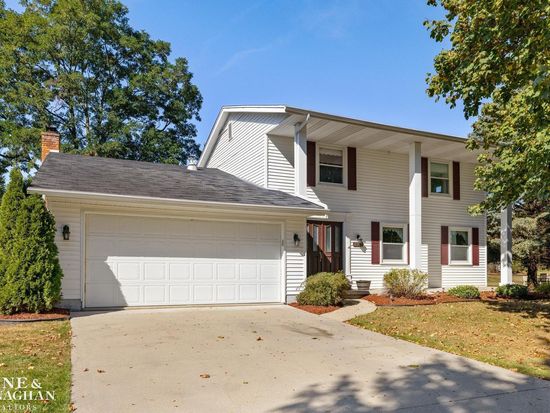 3361 Cranberry Dr, North Street, MI 48049