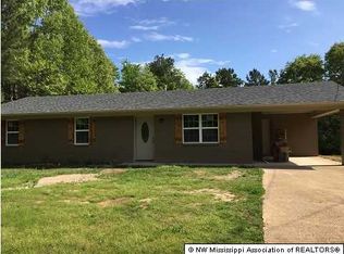 984 W Woodward Ave, Holly Springs, MS 38635
