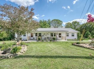 207 Hayes Rd, Crossville, TN 38555