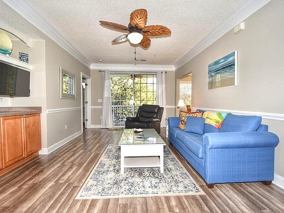 4th image of 6203 Catalina Dr. #825