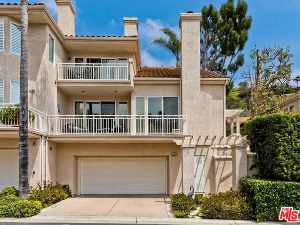 638 Palisades Dr, Pacific Palisades, CA 90272