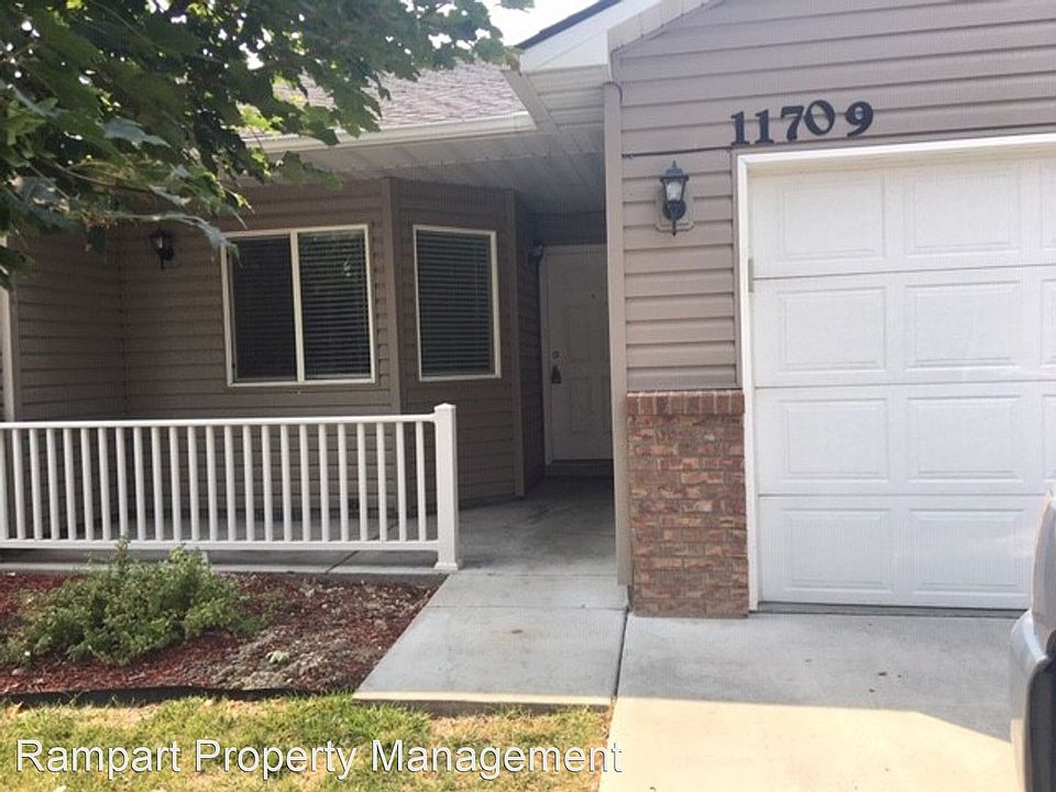 1st image of 11709 W Blueberry Ave
