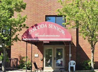 5951 N Skeel Ave Unit 319, Oscoda, MI 48750