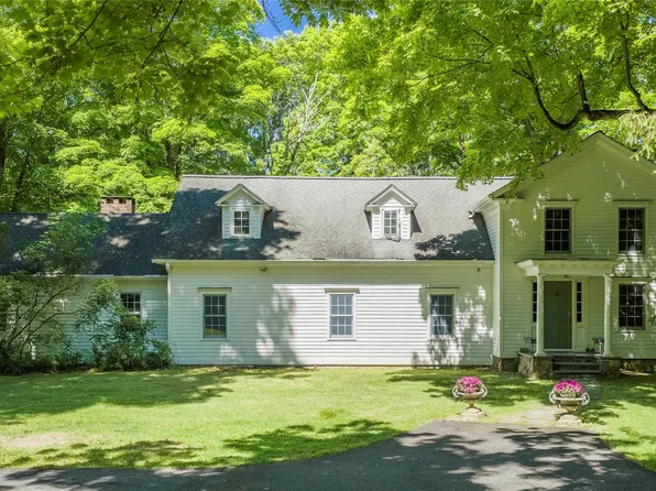64 S Quaker Hill Road, Pawling, NY 12564
