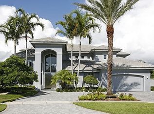 3777 NE 7th Dr, Boca Raton, FL 33431