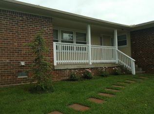 886 Leigh Ln, Gallatin, TN 37066
