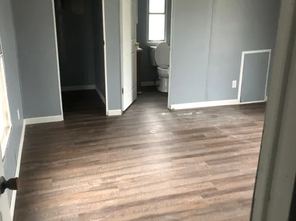 431 E Church Ave, Medina, TN 38355