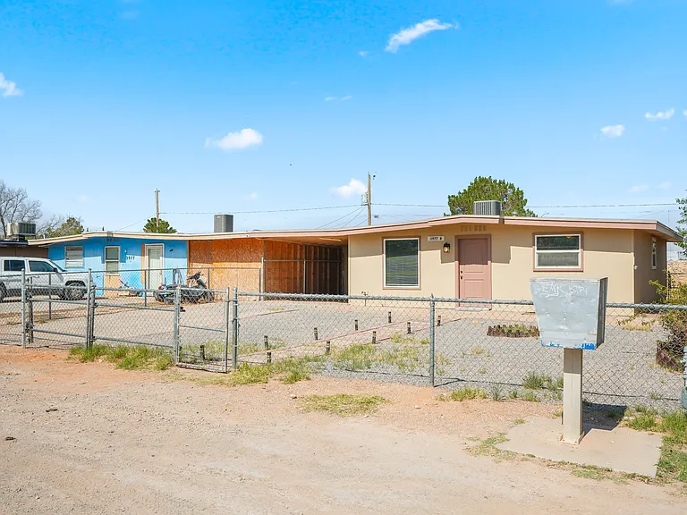 3977 Las Casitas Dr #B-EL — Photo 1