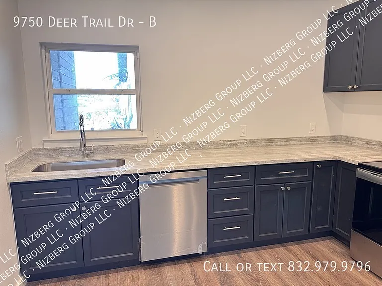 9750 Deer Trail Dr #B — Photo 8