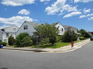 15 N Wilson Ave, Margate, NJ 08402