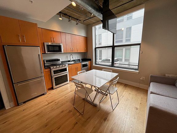 10 Foot Ceiling, 8 Foot Windows w/ Motorized Blinds