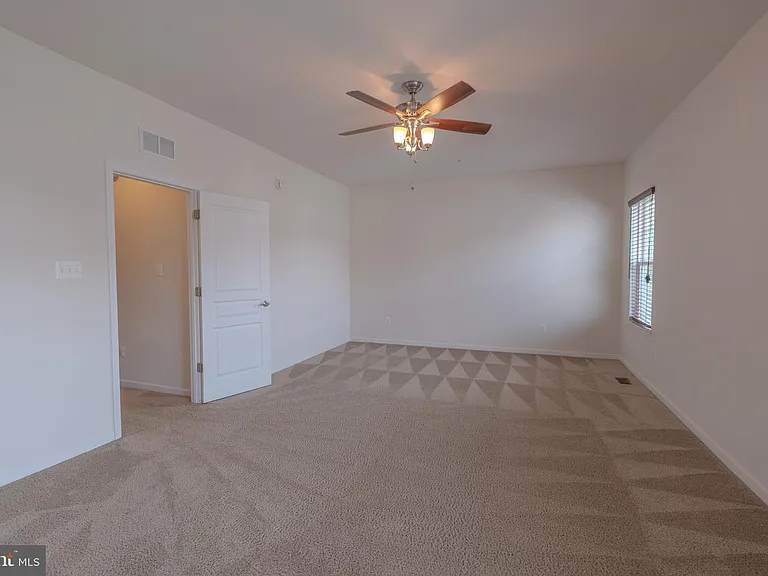 43699 Sweetbay St — Photo 15
