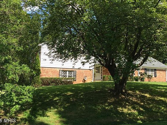 2nd image of 13605 Valley Dr