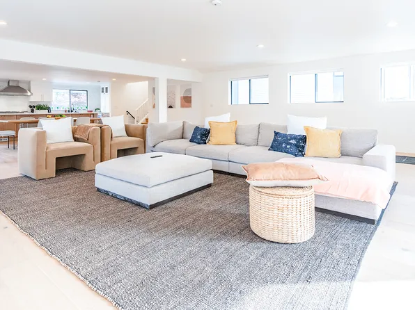 2440 168th Ave NE, Bellevue, WA 98008