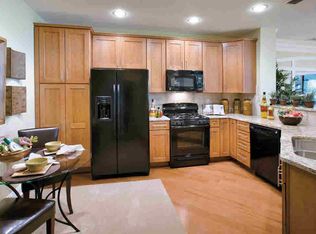 722 Regency Dr #704, Fishkill, NY 12524