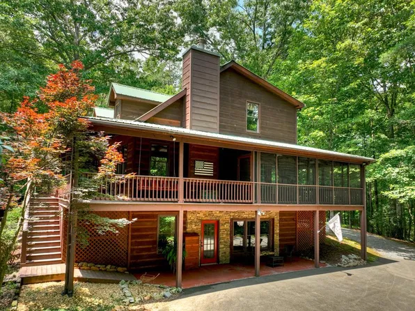 396 Dover Falls Trl, Ellijay, GA 30540