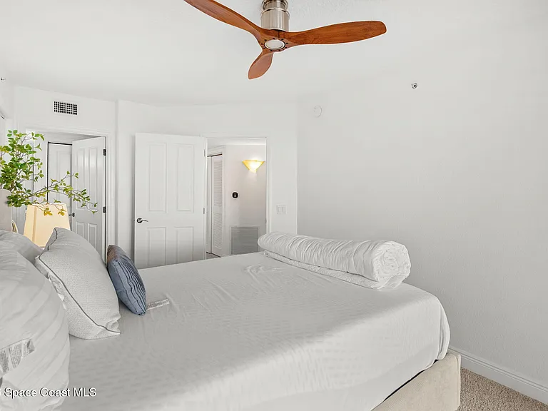 1095 Highway A1A #2502 — Photo 23