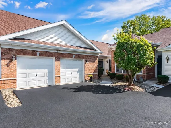 13237 S Bayberry Ln, Plainfield, IL 60544