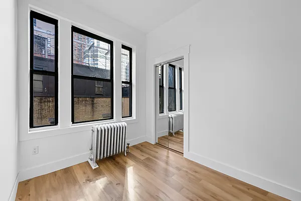 Rented by Living New York | media 65