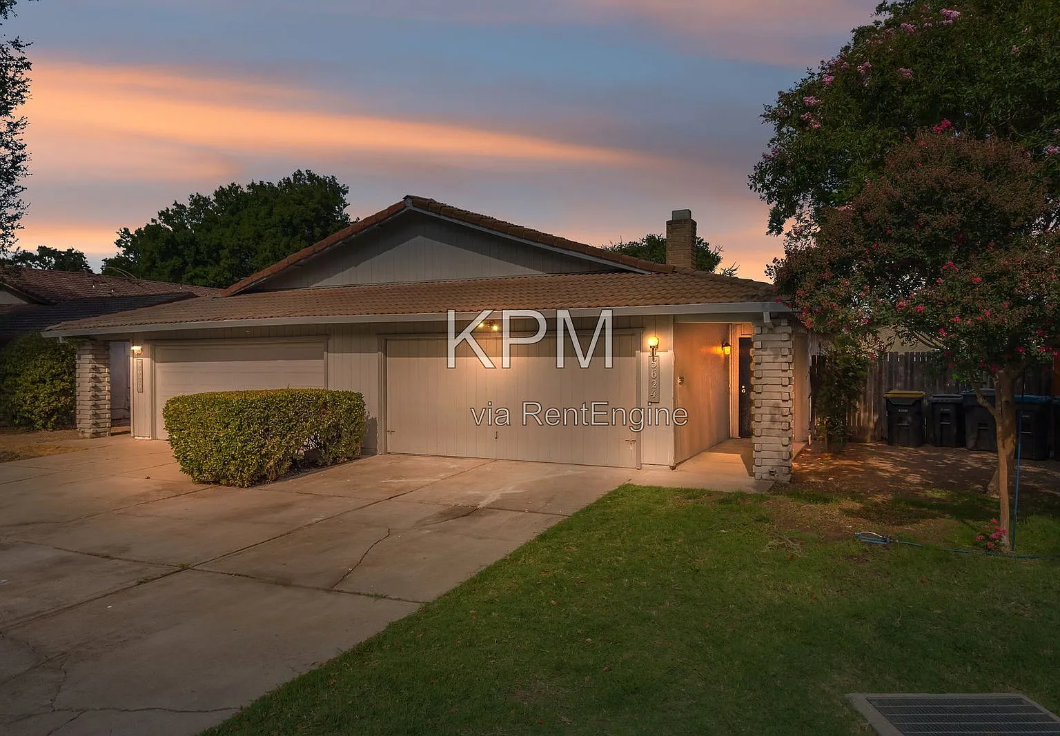 2 bed, 1.0 bath, $2,150 — Photo 1