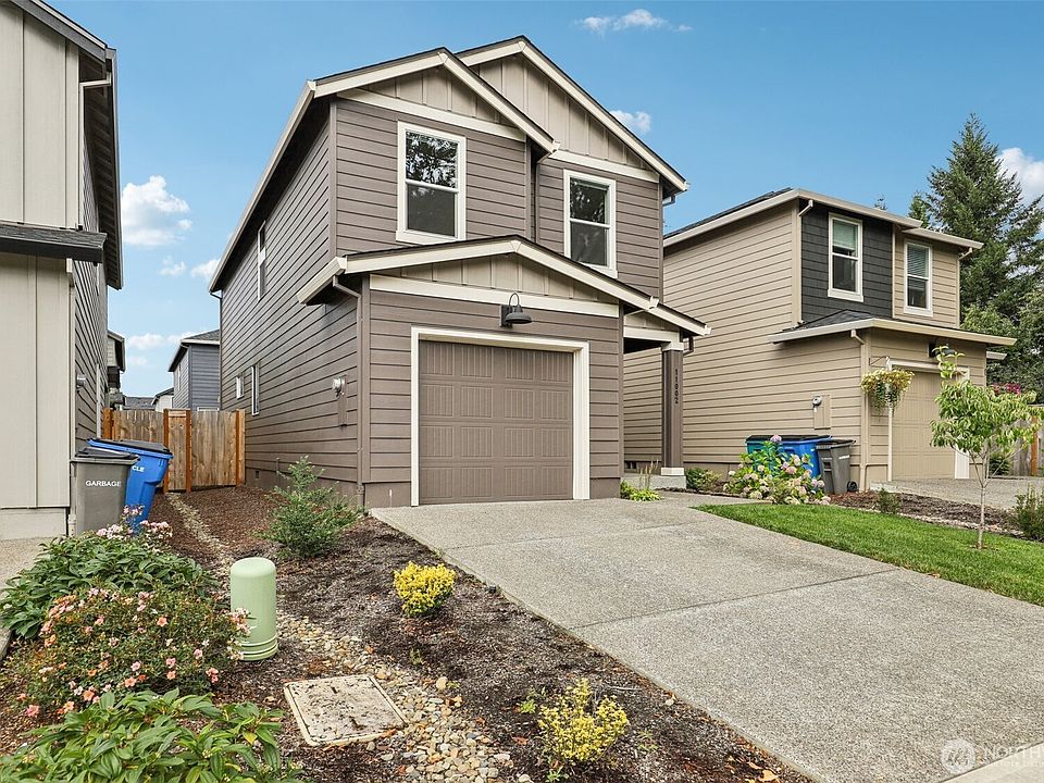 1st image of 11002 NE 127th Avenue