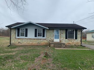 920 Rose Dr, Hopkinsville, KY 42240