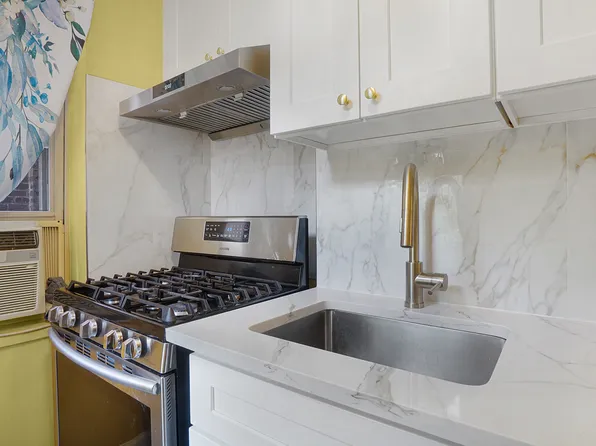 2190 Boston Road image 5 of 15