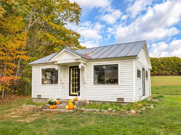 312 Morrill Road, Montville, ME 04941