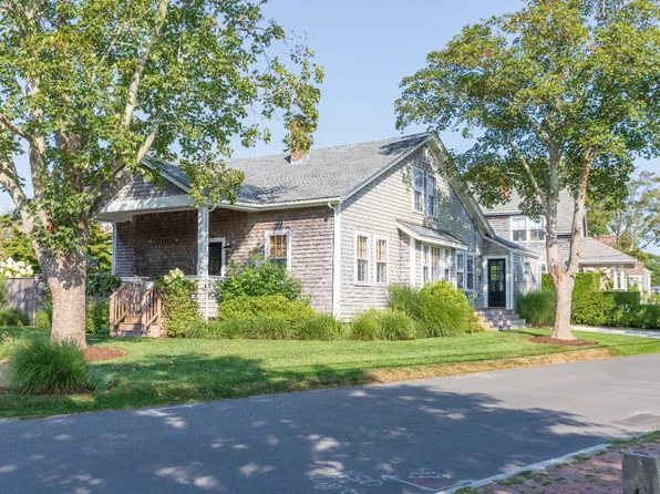1 Grove Ln, Nantucket, MA 02554