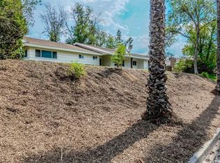 2304 Oak Crest Dr, Riverside, CA 92506