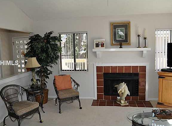 5th image of 125 Shipyard Dr APT 200