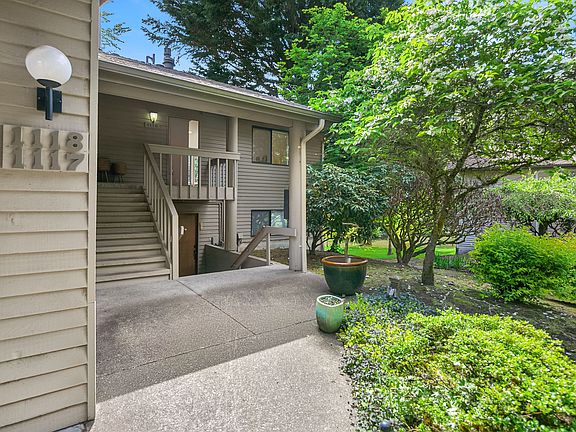 4th image of 1118 Bellefield Park Ln #1118