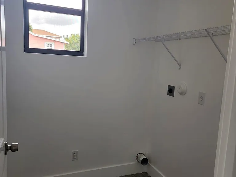 517 L A Kirksey St — Photo 8